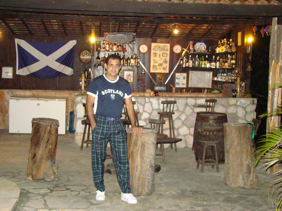 Imagem frontal do Scotland Pub - Hamilton Alves Pessoa